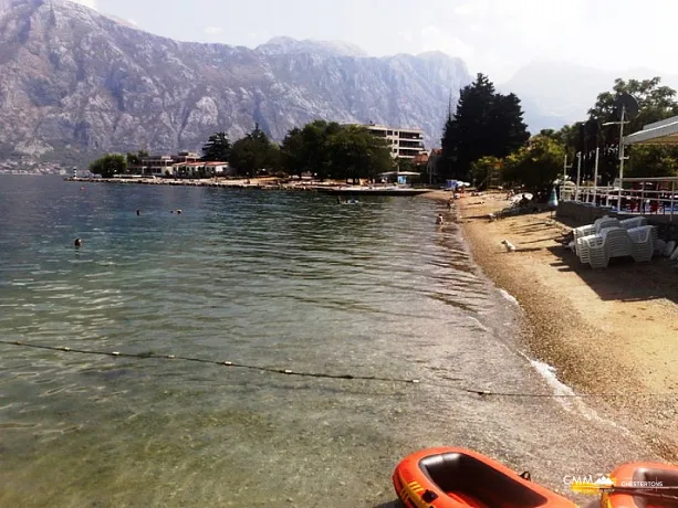 Kotor Rivierası'ndaki arsa