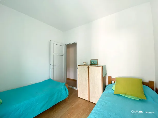 Deniz manzaralı daire