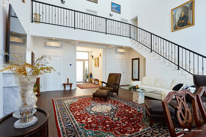 Kumbor’da 335 m² toplam alana sahip geniş bir ev