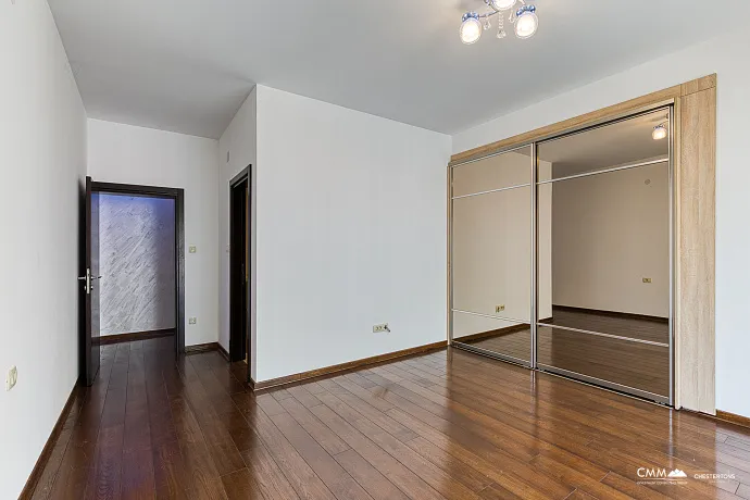 Üç Yatak Odalı ve Teraslı Modern Daire