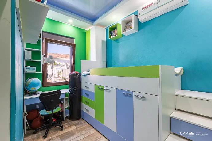 Herceg Novi'nin merkezinde mükemmel villa
