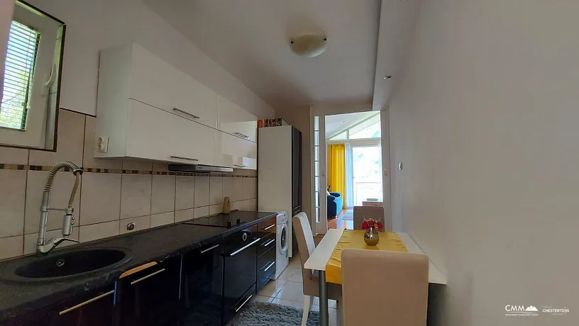 Kotor Körfezi manzaralı ev