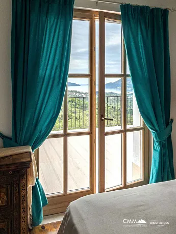 Havuzlu ve Panoramik Deniz Manzaralı Villa — 354 m²