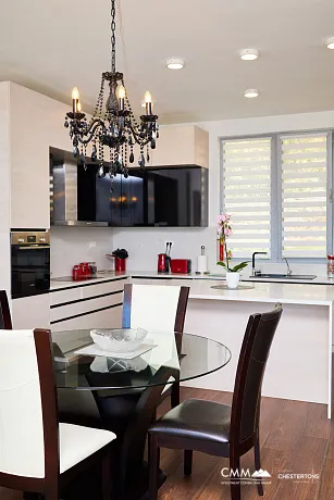 Kumbor’da 335 m² toplam alana sahip geniş bir ev