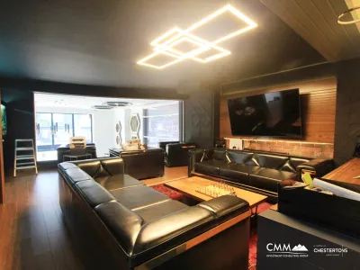 Budva'da lüks ticari alan