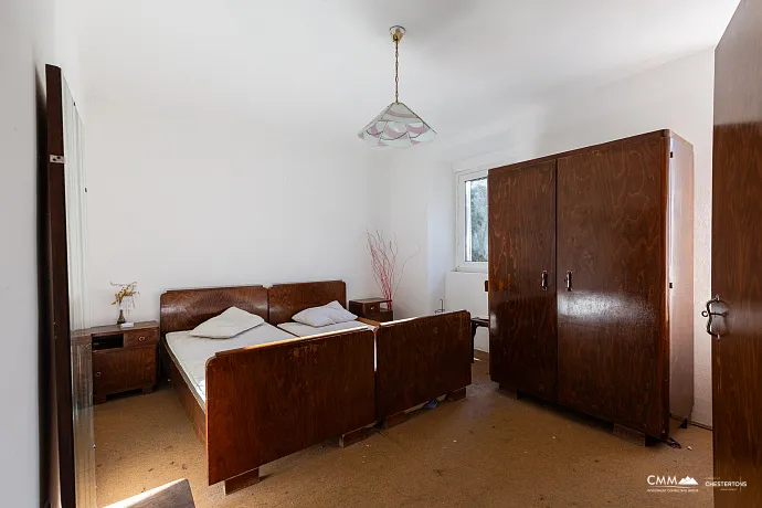 Satılık – Boka Kotorska Körfezi Manzaralı Otantik Taş Ev