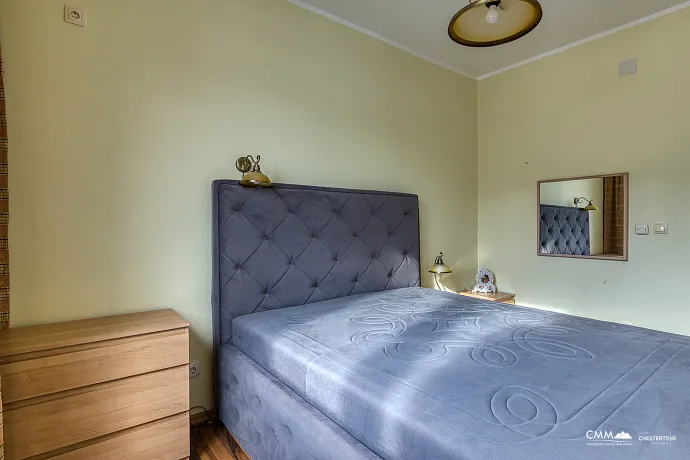 Sutomore'da birinci sınıf bir konumda tek yatak odalı daire