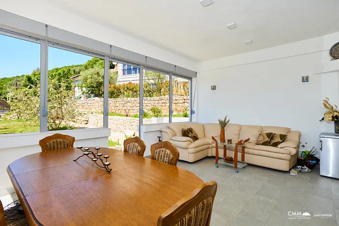 Kumbor’da 335 m² toplam alana sahip geniş bir ev