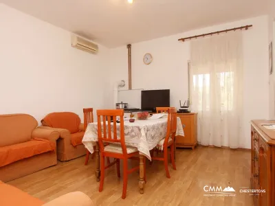  Kotor'a yakın müstakil ev