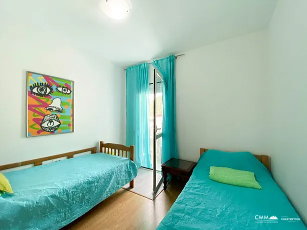 Deniz manzaralı daire