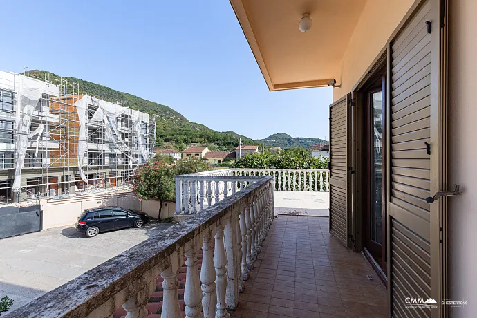 Budva’ya Yakın Turizm ve Gastronomi Kompleksi – Lastva Grbaljska