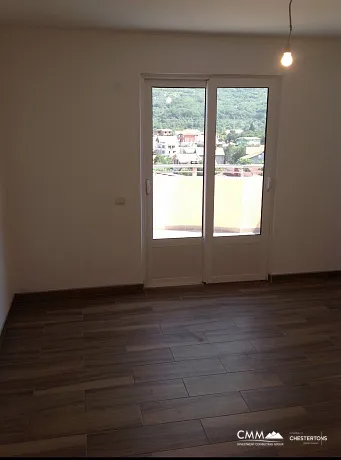  Deniz manzaralı geniş apartman