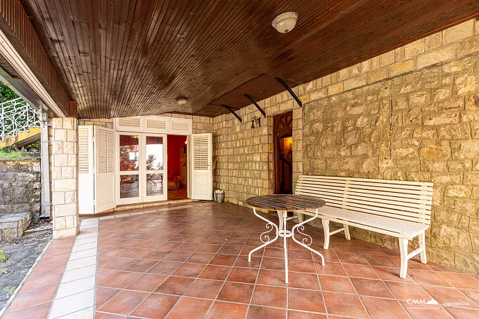 Sutomore'da ev 150m2