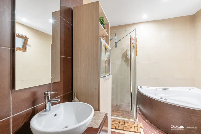 Seoce, Budva'da 57 m² Daire + 45 m² Teras