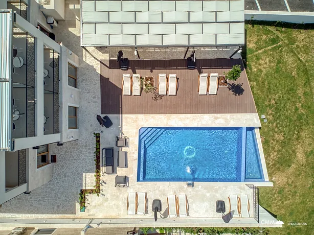 Blizikuce'de lüks bir komplekste satılık villa