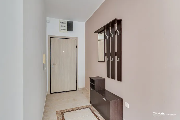 Budva Lazi’de Satılık Eşyalı 1+1 Daire – 89m² Deniz Manzaralı