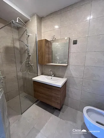 # 6566 Budva merkezinde yeni inşa edilmiş binada daireler