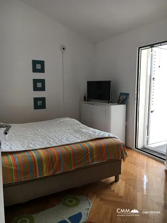 Petrovac'ta Akdeniz Manzaralı Dubleks Daire, 104 m²