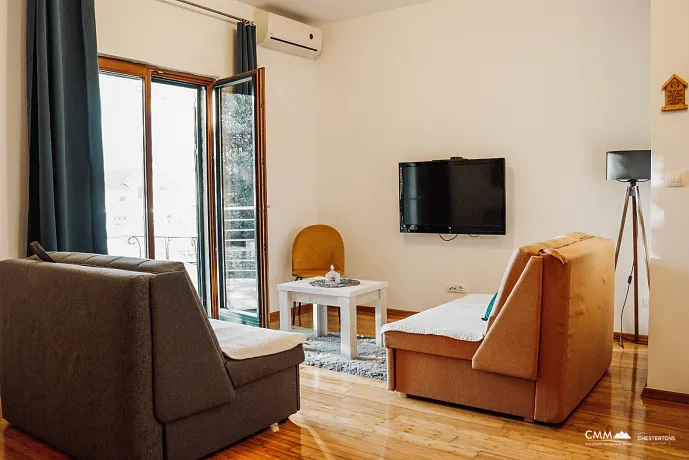 Risan'da 65m2 denize yakın tek yatak odalı daire