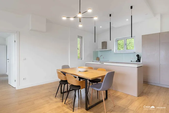 Muhteşem deniz manzaralı lüks penthouse