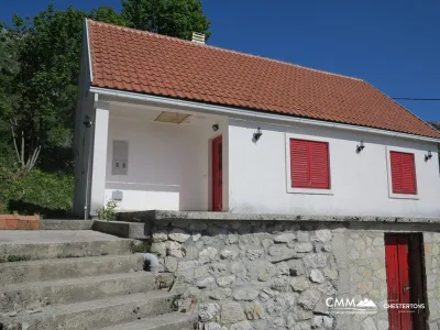 Cetinje, Ugni'de rahat ev 78m2