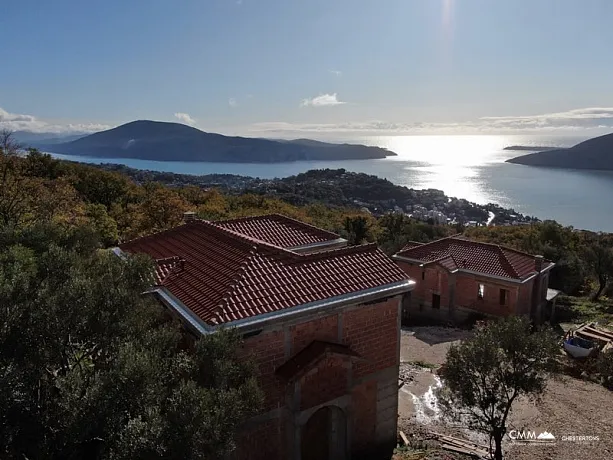 rebesin, Herceg Novi'de villa inşaatı için kentsel arsa