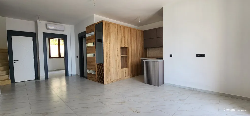 Panoramik deniz manzaralı geniş ve aydınlık daireler