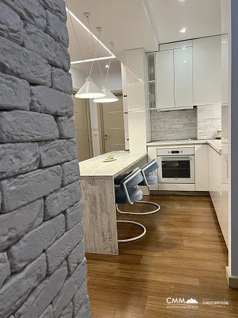 Budva Merkezinde Lüks Daire – 90 m², Garaj Dahil