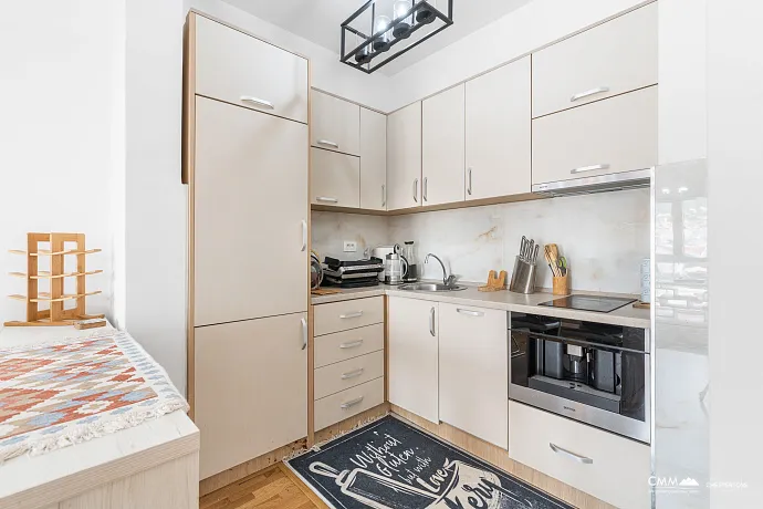 Karadağ’ın Bar şehrinin tam merkezinde bulunan 47 m²’lik konforlu bir daire