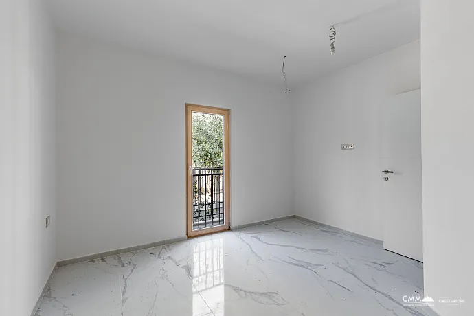 47 m² Daire, Sveti Stefan'a Harika Manzara