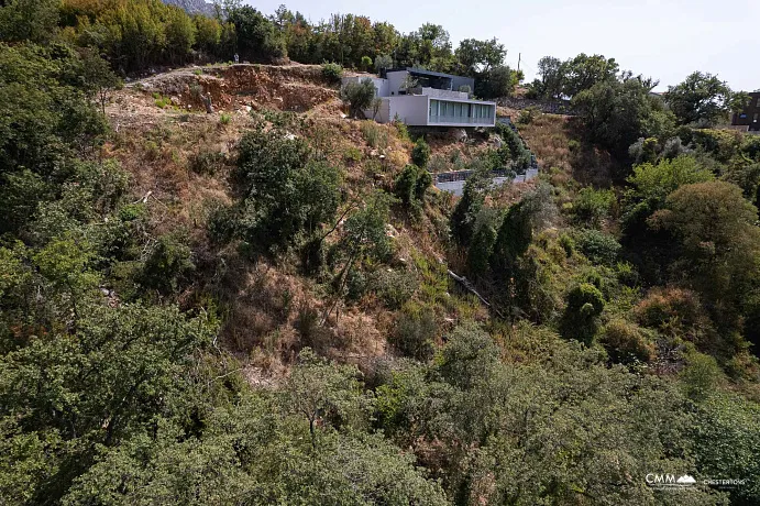 KAMENOVO VE SVETI STEFAN YAKININDA EŞSİZ BİR YATIRIM FIRSATI