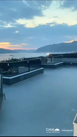 Tivat'ta 2 yatak odalı daire