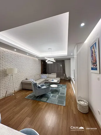 Budva Merkezinde Lüks Daire – 90 m², Garaj Dahil