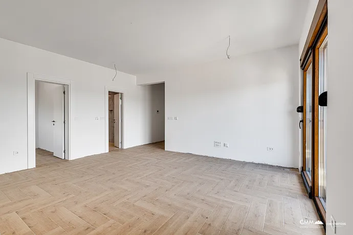 Tivat'ta yeni bir komplekste daireler