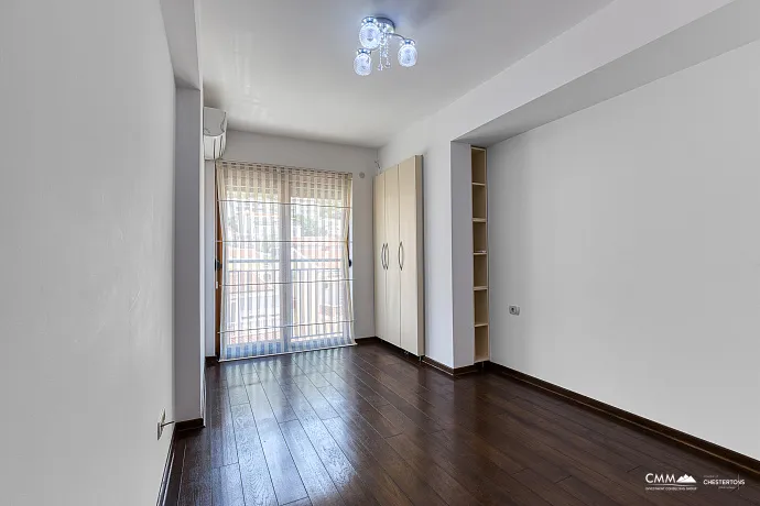 Petrovac'ta 3 odalı daire