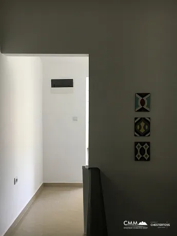 Petrovac'ta Akdeniz Manzaralı Dubleks Daire, 104 m²