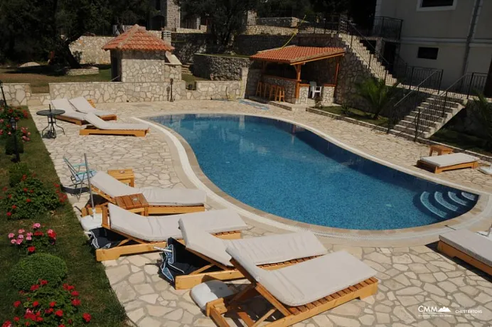 Budva'da rahat villa