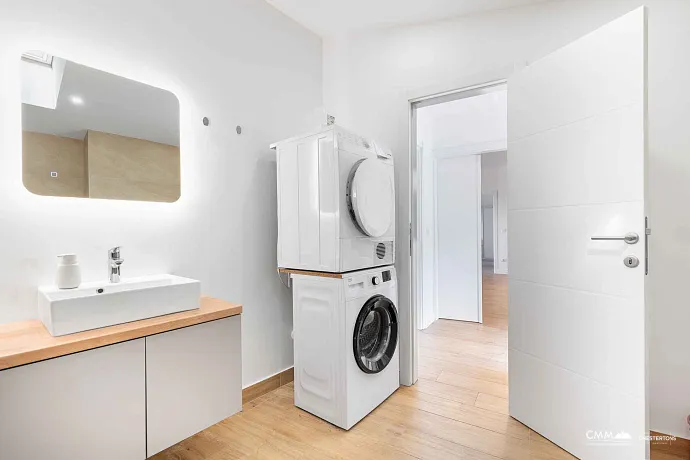 Muhteşem deniz manzaralı lüks penthouse