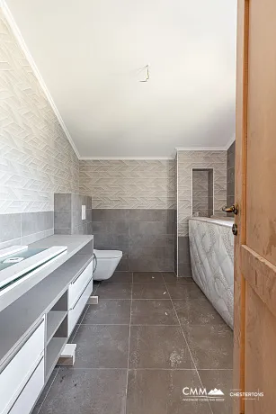 Lüks bir üç katlı villa — Kotor