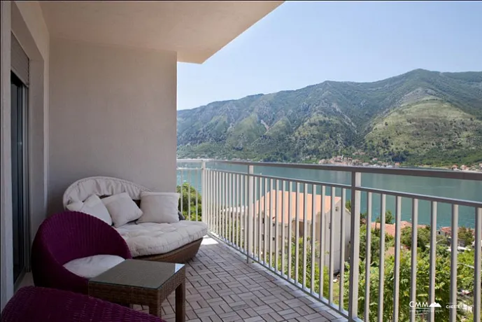 Kotor'da küçük apartman