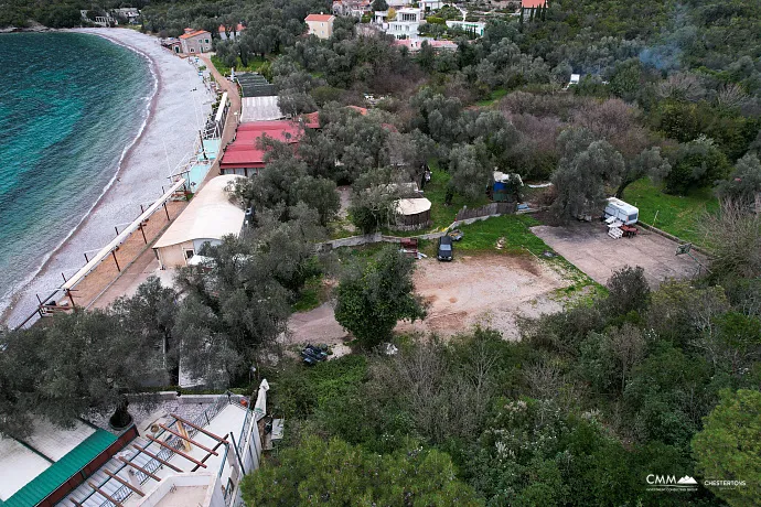 Karadağ kıyısının en güzel ve en çok tercih edilen bölgelerinden biri olan Žanjice’de satılık arsa