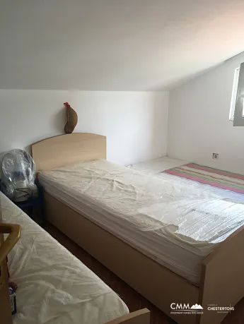 Bečići’de 64m² bir yatak odalı daire