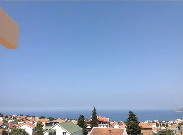  Deniz manzaralı geniş apartman