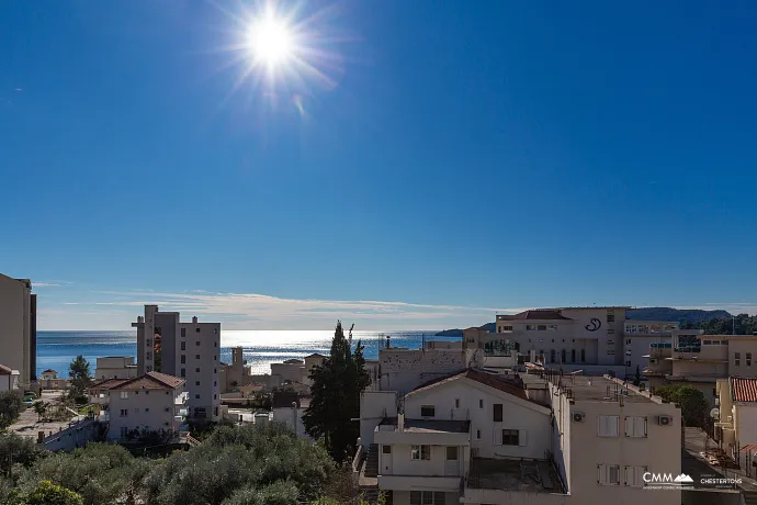 Bečići’de Modern Tasarımlı Lüks Tek Yatak Odalı Daire