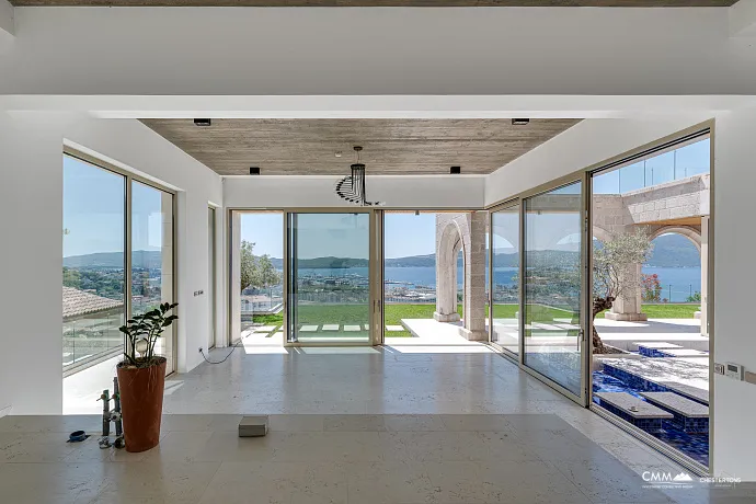 Forest Bay Retreat
