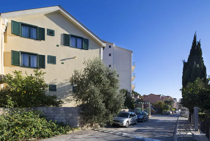 Budva'da geniş ev
