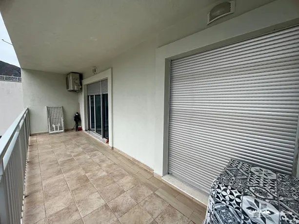 Kotor'da denize yakın iki yatak odalı satılık daire