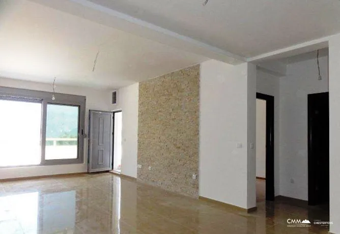 Deniz manzaralı Dobrota'da bir odalı daire