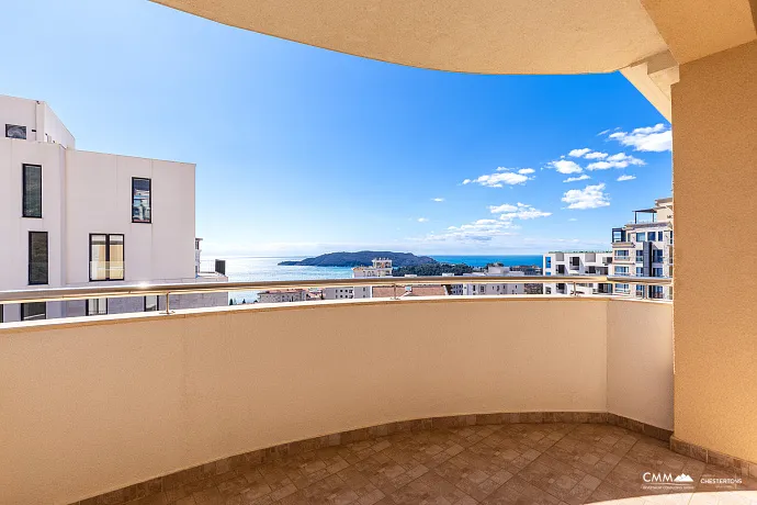 52 m² Daire, Deniz Manzarası ve İki Teras ile Bečići'de