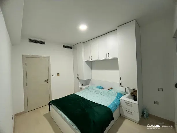 Kotor'da denize yakın iki yatak odalı satılık daire